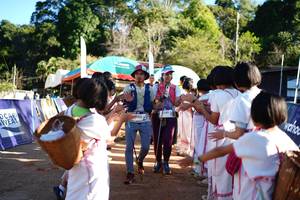 BIB: 1904
                            <button type="button" onclick="openModal(19044290)" class="btn btn-primary btn-sm float-right btn-popup" data-toggle="modal" data-target=".modal-high-quality">
                        <i class="fas fa-shopping-cart"></i> Add to Cart
                    </button>
                                            <button type="button" onclick="isThisMe(19044290, true)" class="btn btn-success btn-sm float-right btn-popup btn-isme hidden" data-toggle="tooltip" data-placement="bottom" title="นี่คือรูปของคุณใช่ไหม คลิกที่นี่เพื่อเอาเข้าอัลบั้ม">
                        <i class="fas fa-plus"></i> Add to album
                    </button>
                    <button type="button" onclick="isThisMe(19044290, false)" class="btn btn-warning btn-sm float-right btn-popup btn-isnotme hidden">
                        <i class="fas fa-ban"></i> Remove from album
                    </button>